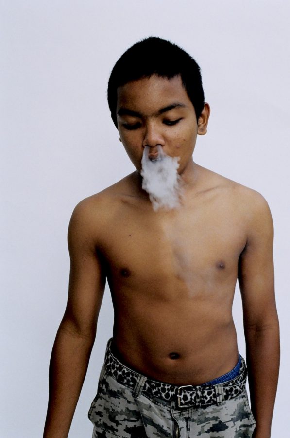 smoking-boy-%ef%80%a22010-%ef%80%a2